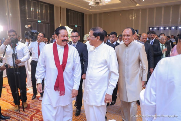 &#039;I Would Rather Trust Ranil&#039;s One Word Over Seven Papers Signed By Sirisena:&#039; MR Turns Down SLFP Offers