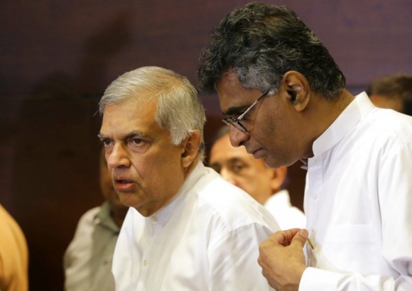 UNP Group Submit Letters To IGP Demanding Restoration Of Security For Ranil Wickremesinghe And Members Of His Government
