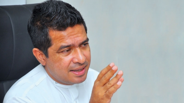 Sujeewa Meets President This Morning For Possible Crossover? Keeps UNP In Dark About Meeting