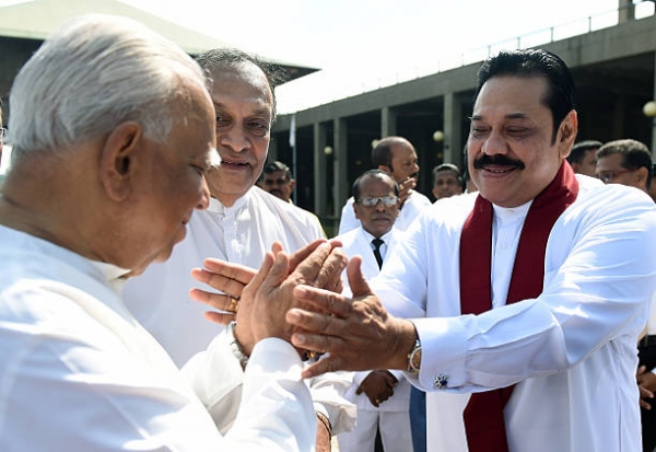 Pakistan High Commissioner To Sri Lanka Meets Speaker And Mahinda Rajapaksa To Discuss Current Political Situation