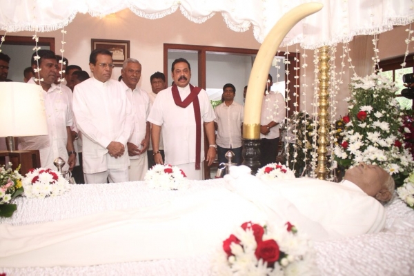 President Visits Medamulana Residence Of The Rajapaksas After 04 Years:  Pays Last Respect To MR&#039;s Brother Chandra Rajapaksa