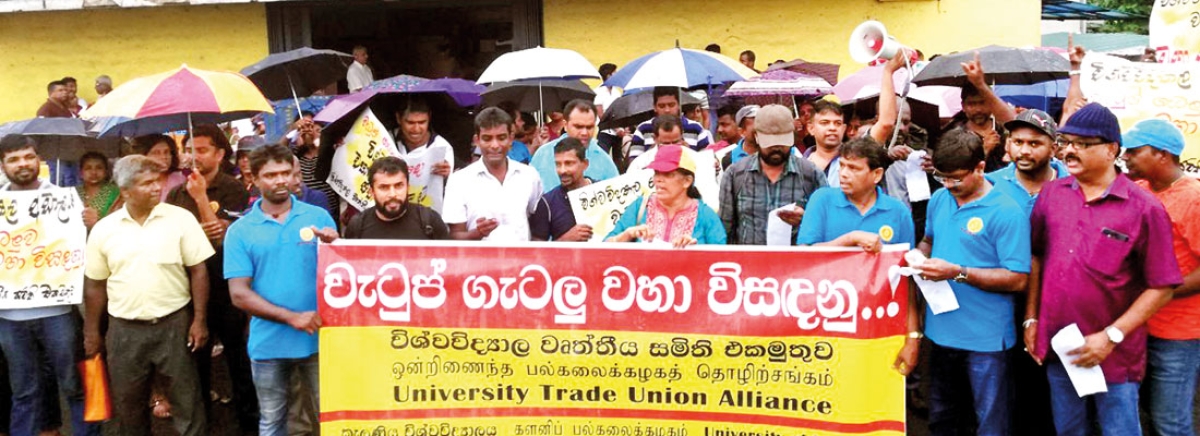 University Non-Academic Staff Continue Strike Over Salary Anomalies