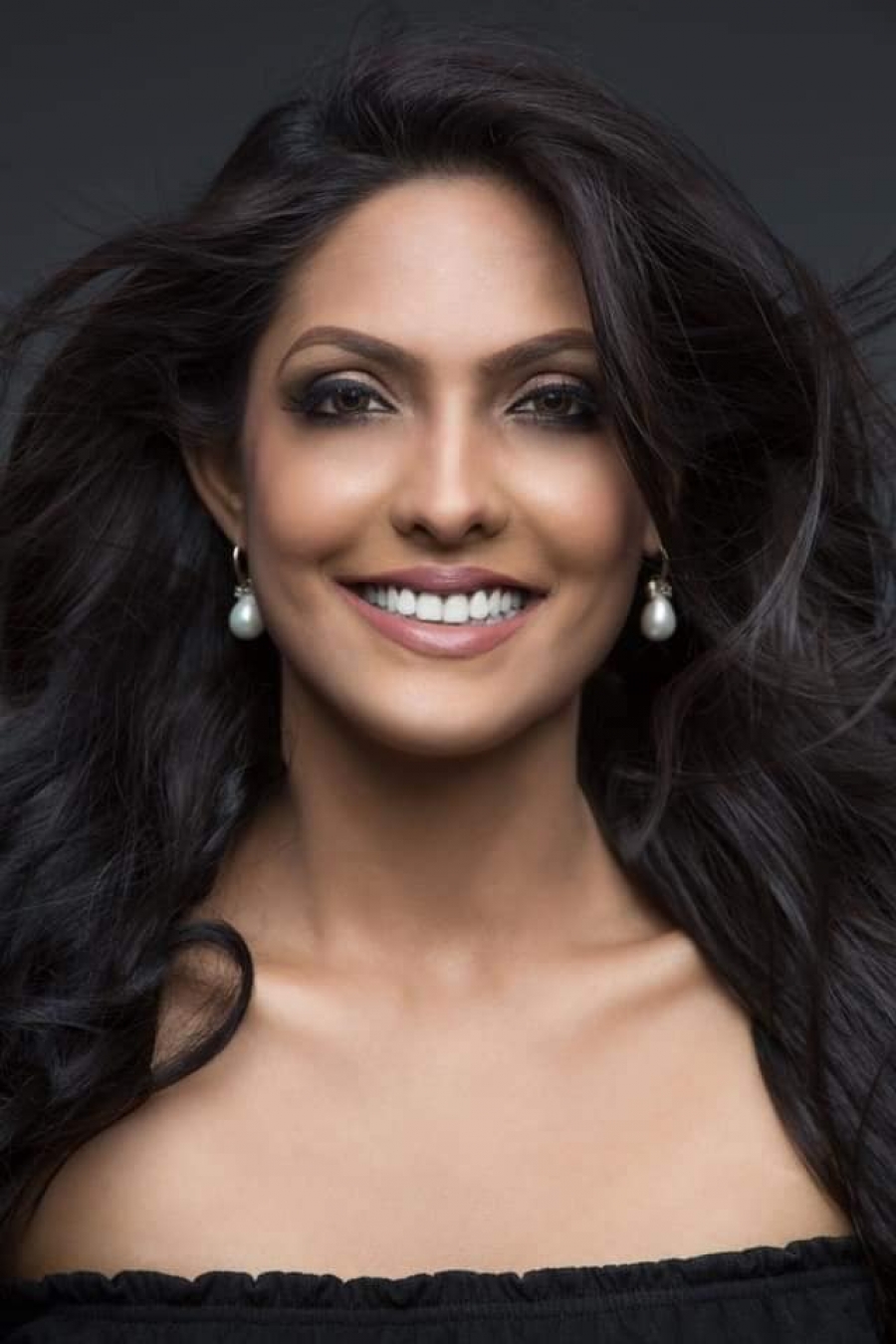 Sri Lankas Caroline Jurie Becomes Mrs World 2020 First Sri Lankan To 