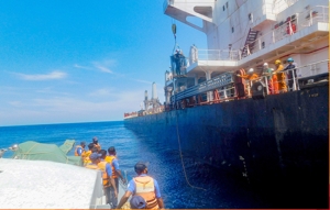Sri Lanka Navy Conducts Successful Rescue Operation