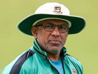 New South Wales appoints Chandika Hathurusingha as batting coach