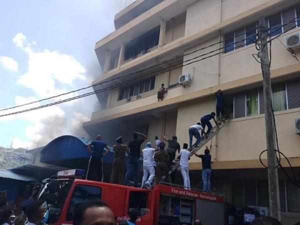 Fire Breaks Out At Medical Storage Facility At Kurunegala General Hospital